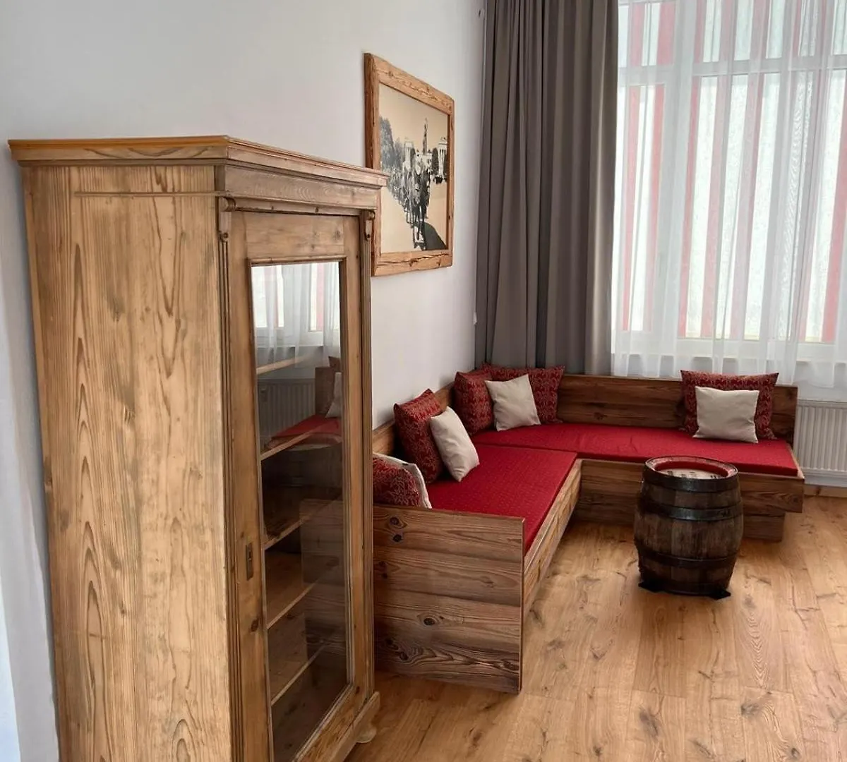 Hotel Almwirt Haar  Germania